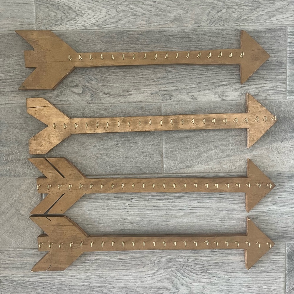 4 Gold arrow jewelry hangers. Homemade with love